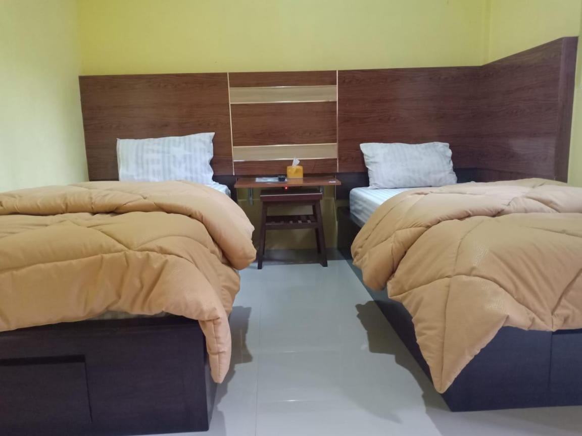 Grya Pyramyt Hostel Banyuwangi  Kültér fotó